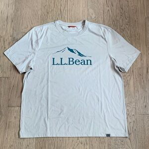 NWOT L.L. Bean Men's Cream Crewneck Tee with Teal Mountain Logo Size Large